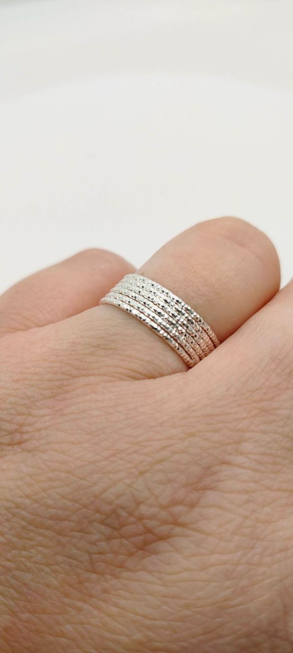 Bijoux féminin, Fine bague en argent 925/1000ème, femme irisée de la taille 50 à 59