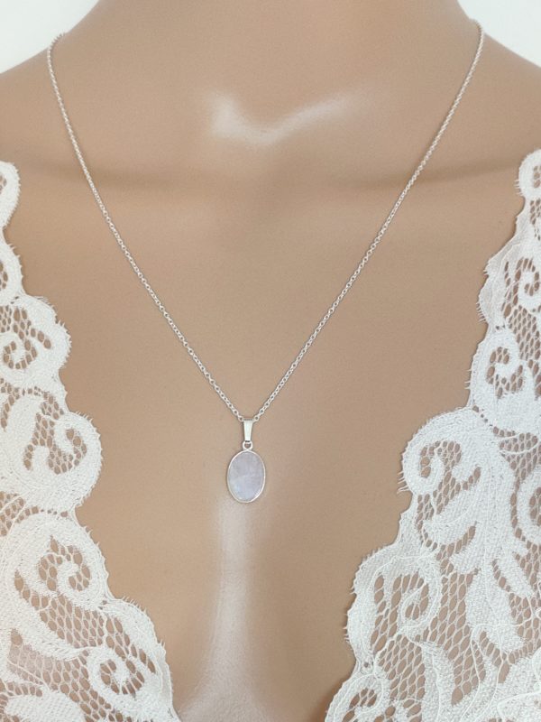 bijou femme en argent massif pierre de lune thanina bijoux