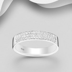 Bague femme en argent massif avec zirconium blanc