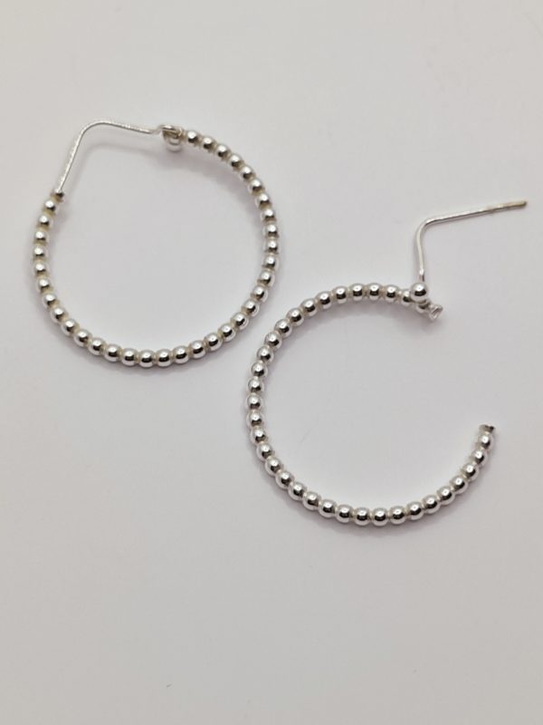 Petites boucles d'oreilles en argent massif billes boules