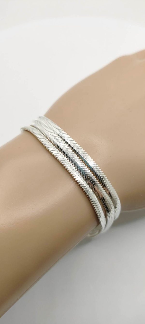 Bijou féminin, bracelet femme en argent massif 925/1000ème, longueur de 18cm largeur 4cm
